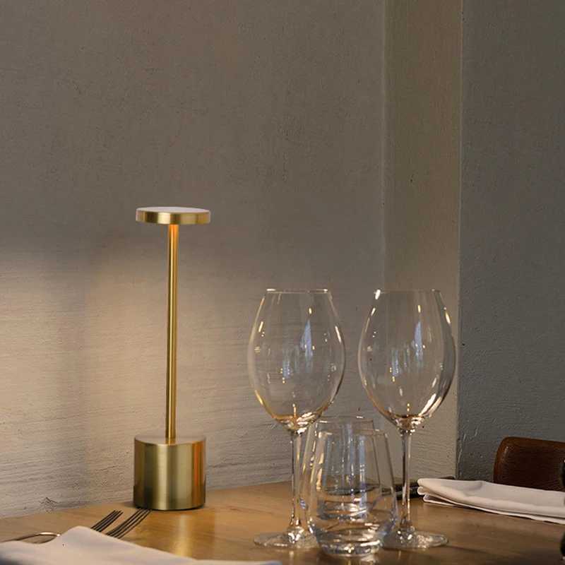 Table Lamp USB Metal Rechargeable Desk Light 3Colors Adjustable Ambient Desktop Mood Mini Lighting Bedside Decorative M251120