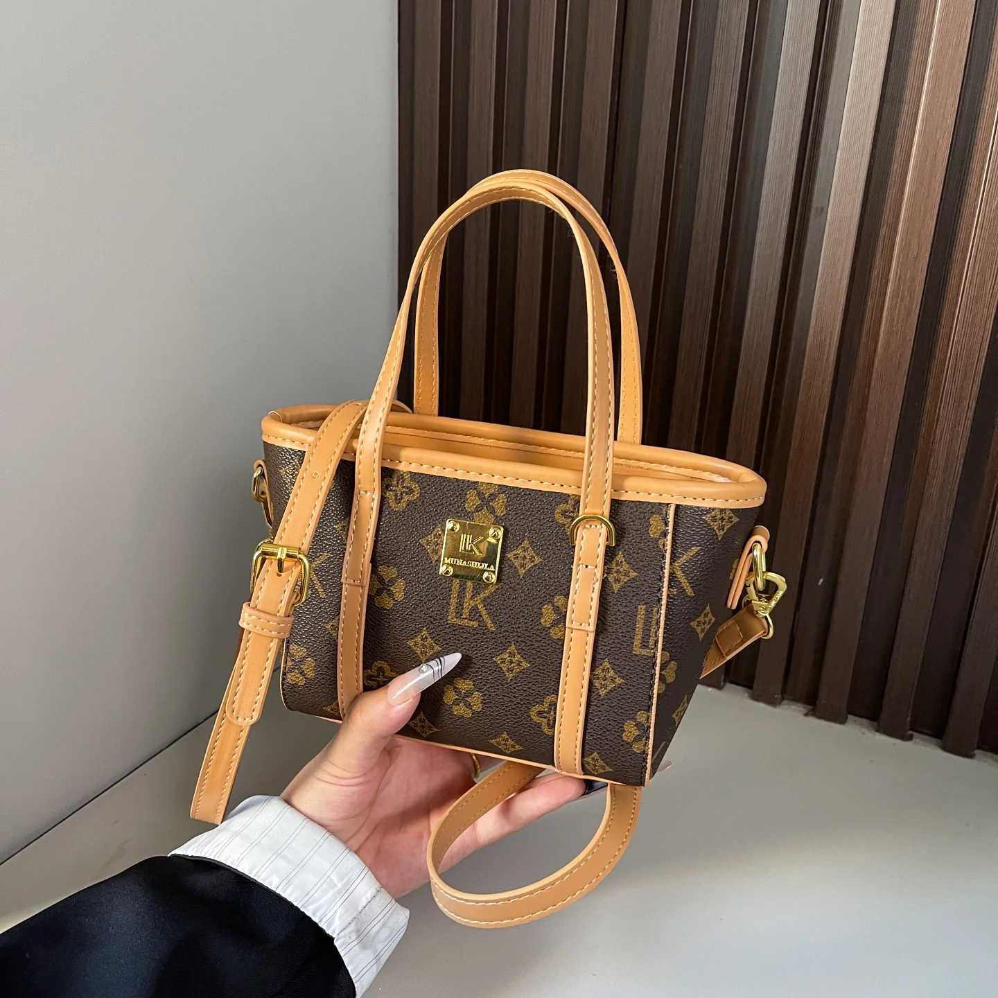 2025 New Wens Square Tote Bag - Stylish Market Basket Purse Minimalist Versatile Perfect for Work Daily Use Y251120