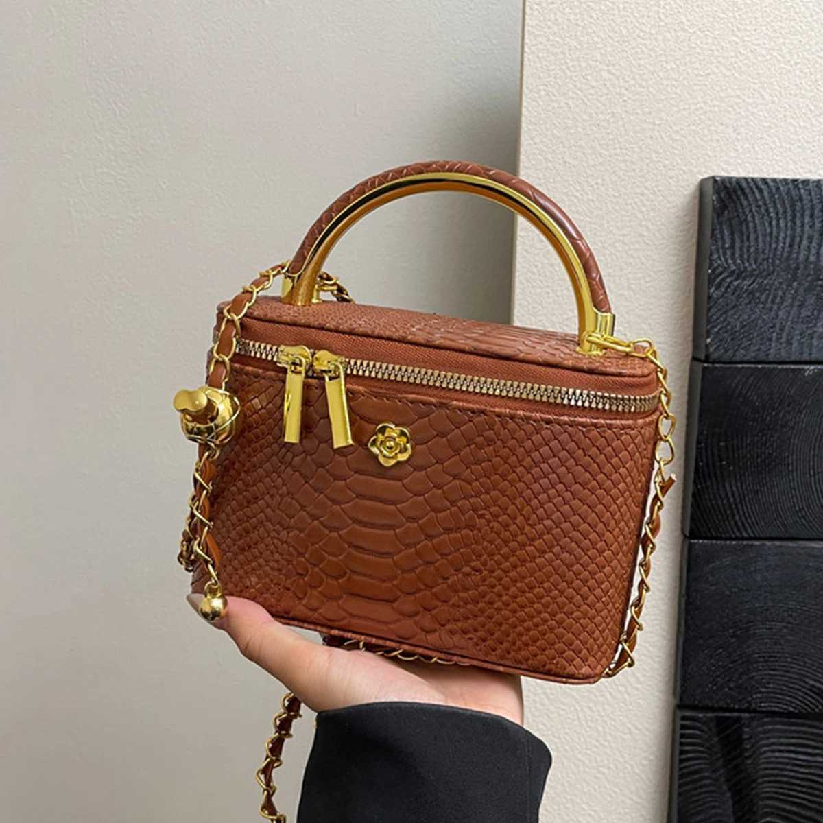 Fi Snake Print Shoder Bag Glossy Finish Metal Flower Decor Large Capacity Zipper Adjustable Strap Mtifuncti Daily Y251120