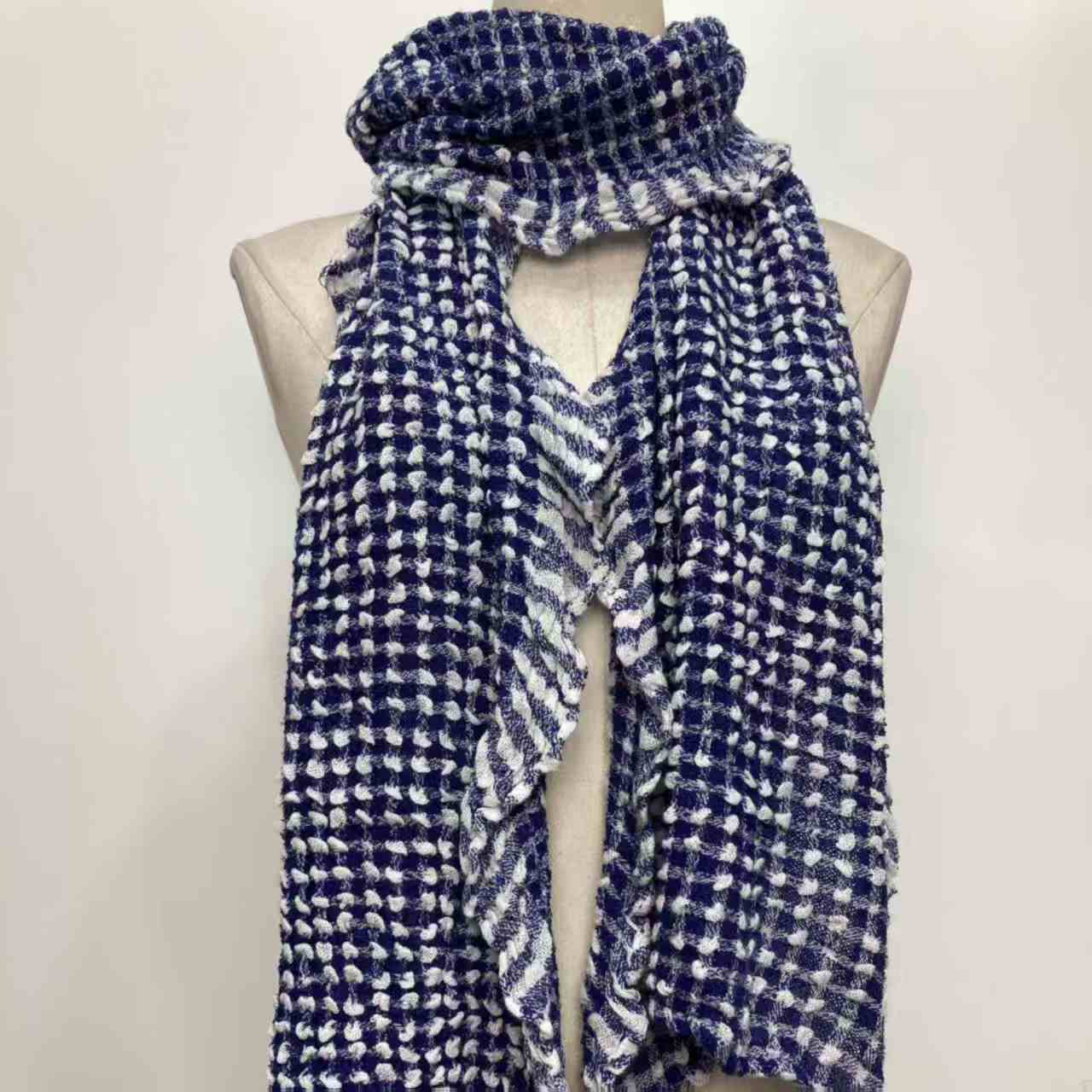 T513 Wandering Wasteland Pleated Elastic Soft Warm Comfort Scarf Shawl Women