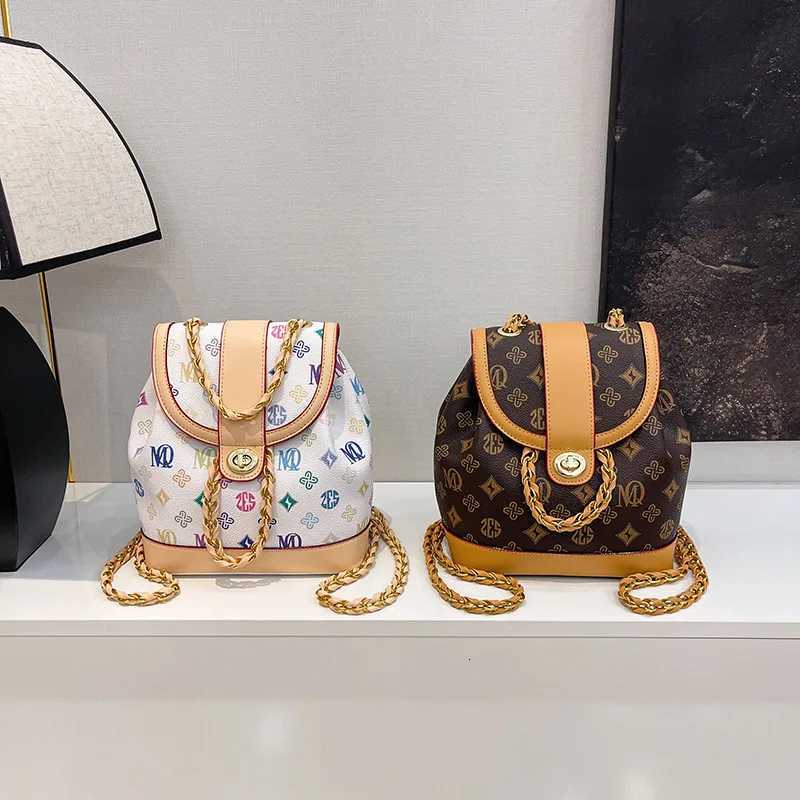 2025 New Wens Printed Light Luxury Messenger Bag - Large Capacity Mti-Functial Chain Backpack Y251120