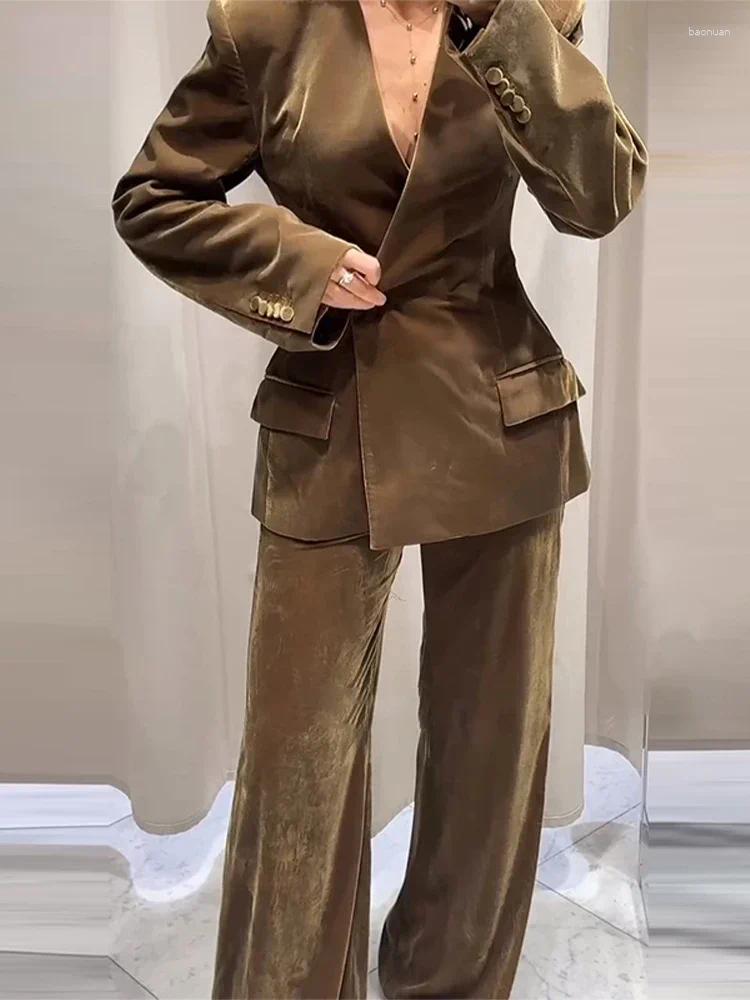 Womens Velvet Two-Piece Suit Casual Wide Leg Pants & V-Neck Single Button Blazer Set - Fashionable Workwear for Women 2025 C260312