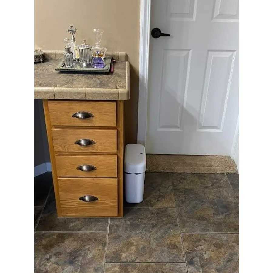 Small Trash Can with Lid 26 Gallons 92 Qt Garbage Can with Press Top for RV Bathroom Kitchen Bedroom Office White Dog Proof P C251120