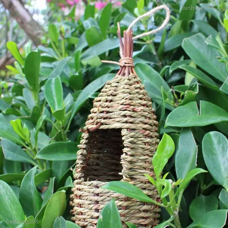 Hanging Bird House Natural Fiber Finch Bird Nest Hut Outdoor Cage Shelter Hideaway Bird Nest 240724