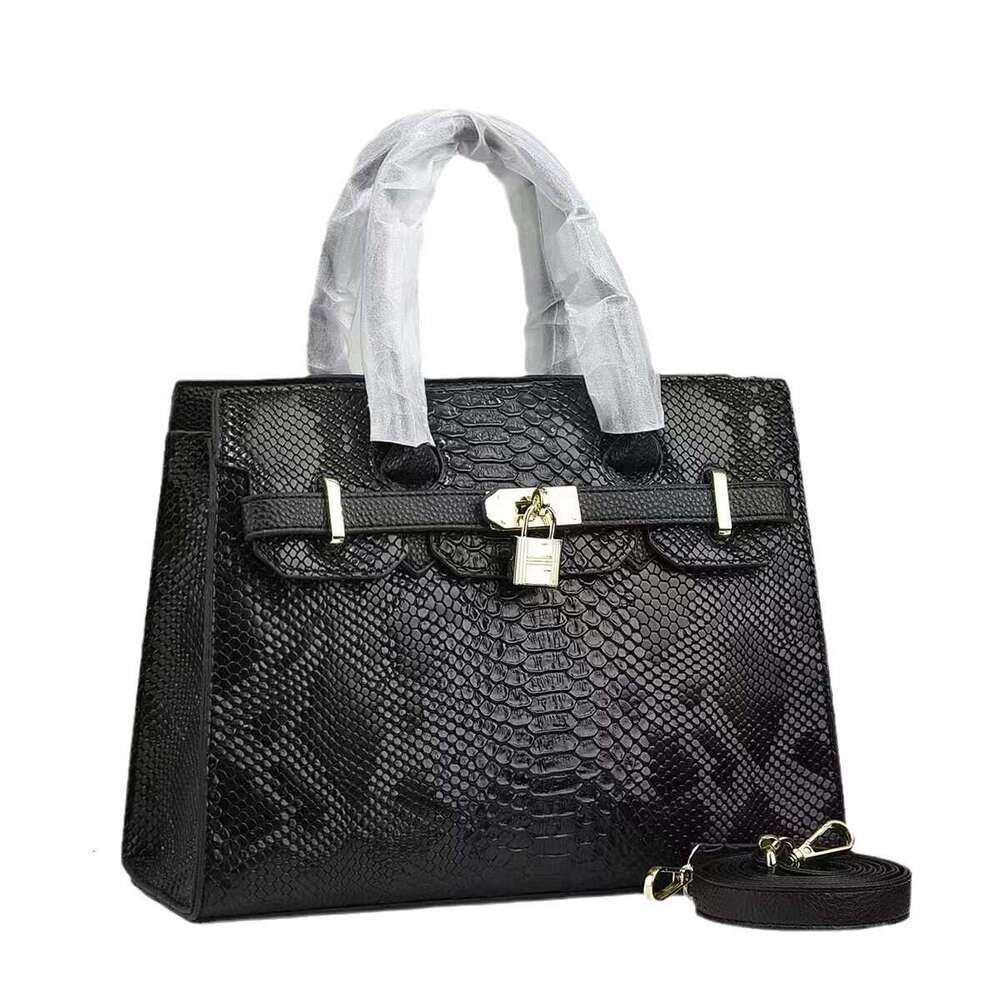 Designer Bag Versatile Fashionable Large Capacity Handbag, Women's Shoulder Bag, Shiny Leather, Stone Patterned Handbags