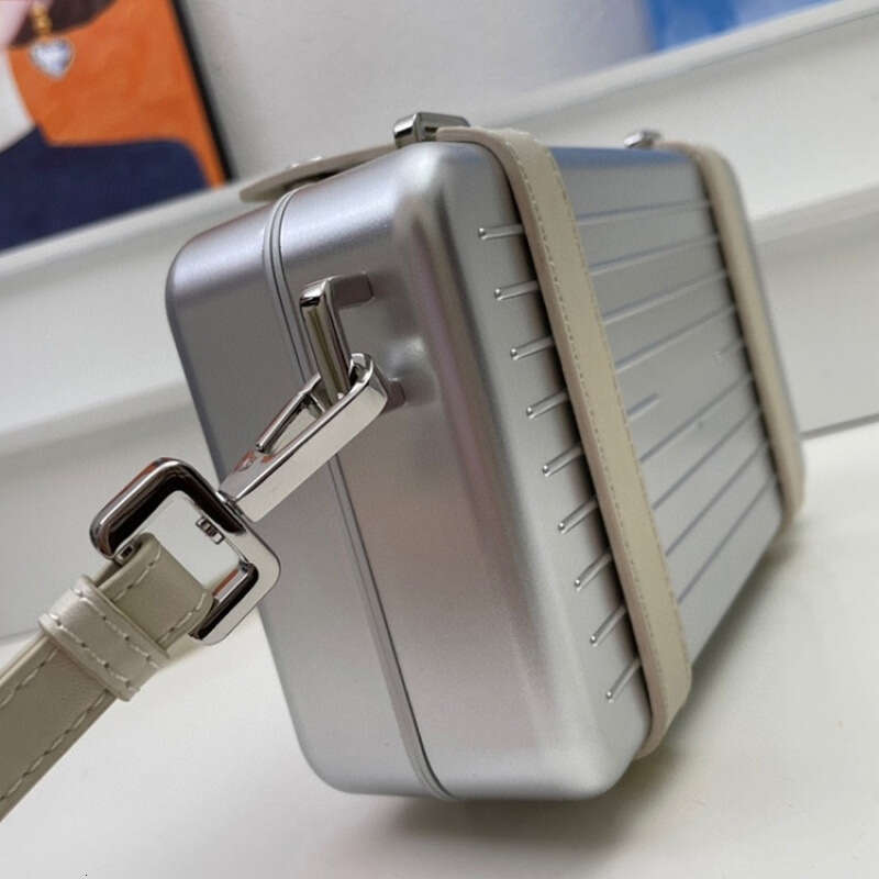R tile joint hard shell new chest card shoulder crossbody popular mini box small square bag