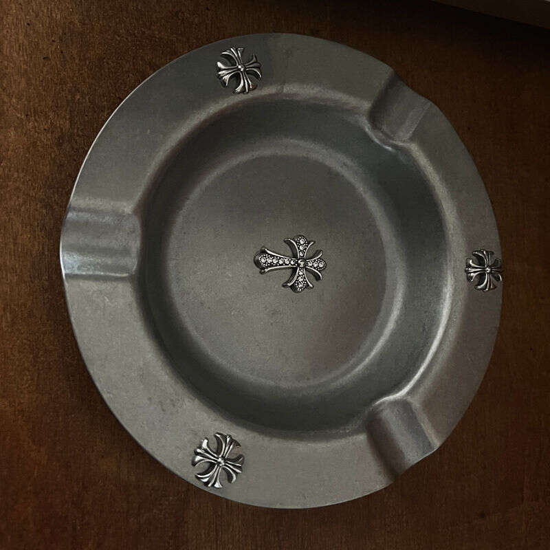 Wholesale Ashtray Creative Kuro Household High-End Internet Cafe Billiard Cigar Stainless Steel Vintage Living Room Metal High-Quality