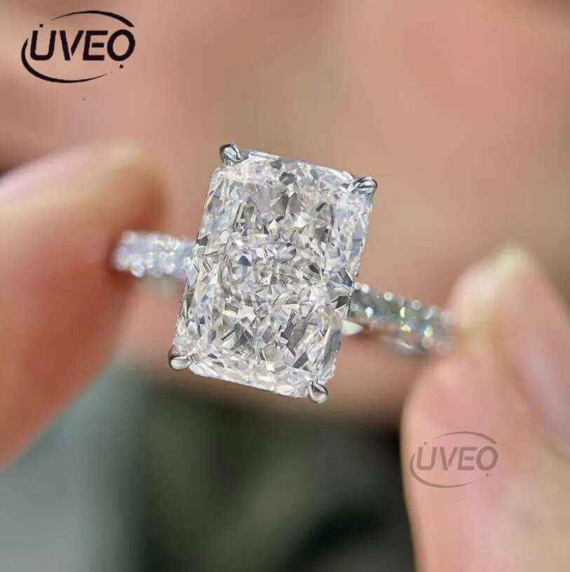 2024 Choucong Wedding Rings Elegant Jewelry Sparkg Pure 100% Sterg Sier Natural Moissanite Dia Gemstones Party Women Engagement Ring Gift