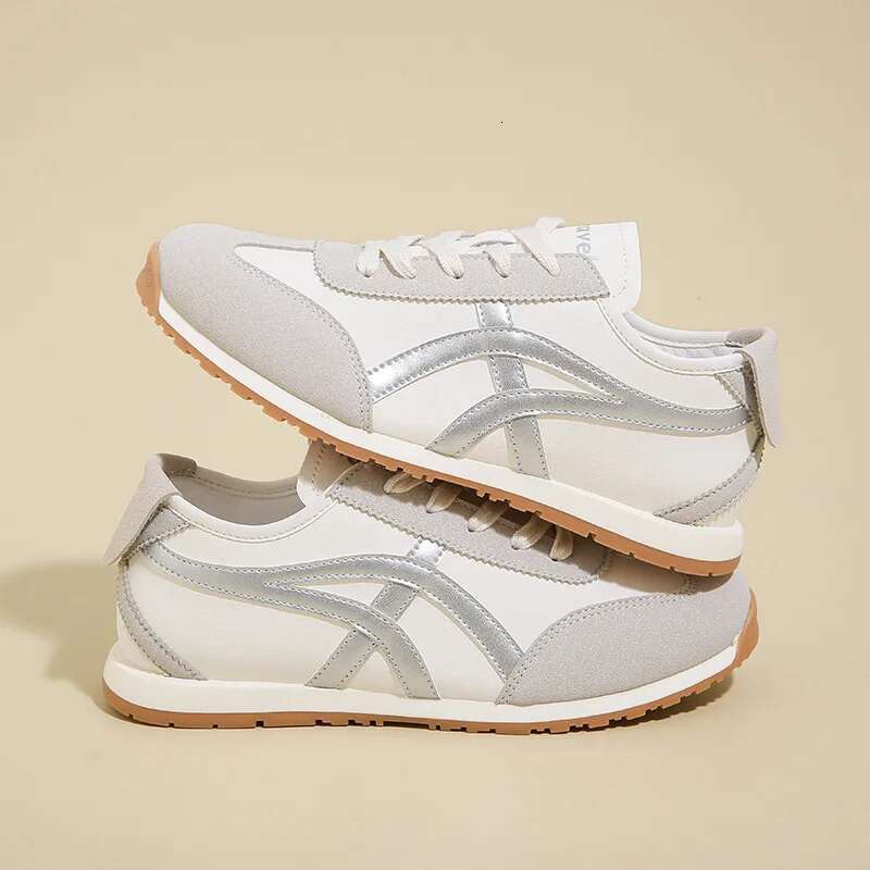 Sports for women outdoor anti slip running casual fashionable comfortable walking shoes trendy and versatile