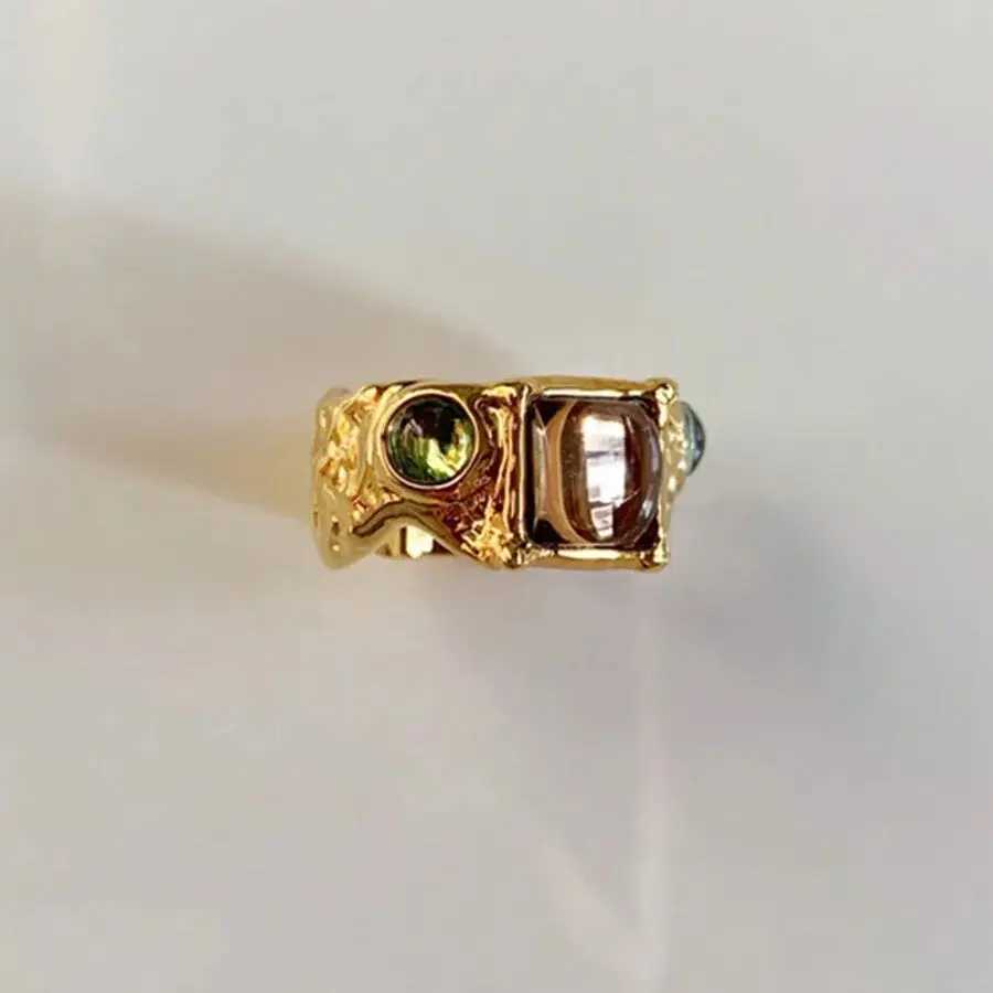 Fashion colored crystal ring for women retro Baroque high-end gold multi-color stone metal irregular ring unique gift Y250419