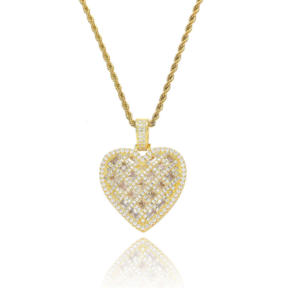 Luxury designer Ice out VVS Moissanite pendant necklace, Hip Hop men women heart pendant free shipping