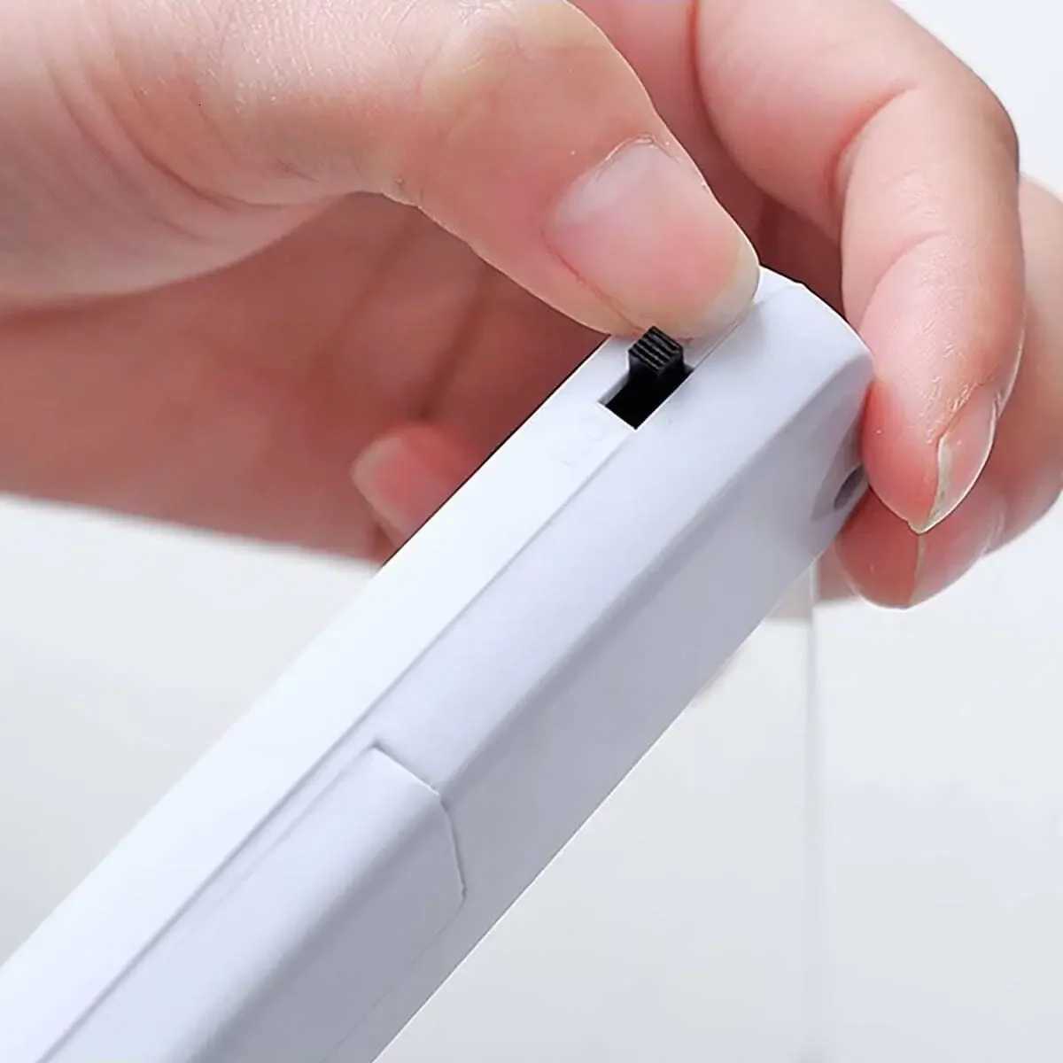 1PC-LED Wireless Book Lamp Dormitory Night Reading Eye Protection AAA Battery LED Portable Table Lamp for Bedroom M251120