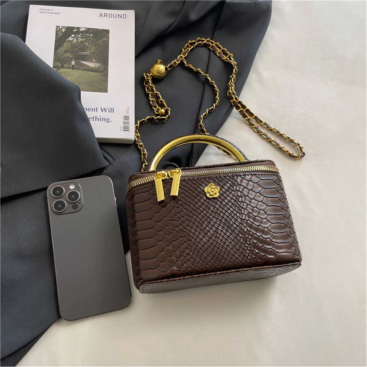 Fi Snake Print Shoder Bag Glossy Finish Metal Flower Decor Large Capacity Zipper Adjustable Strap Mtifuncti Daily Y251120