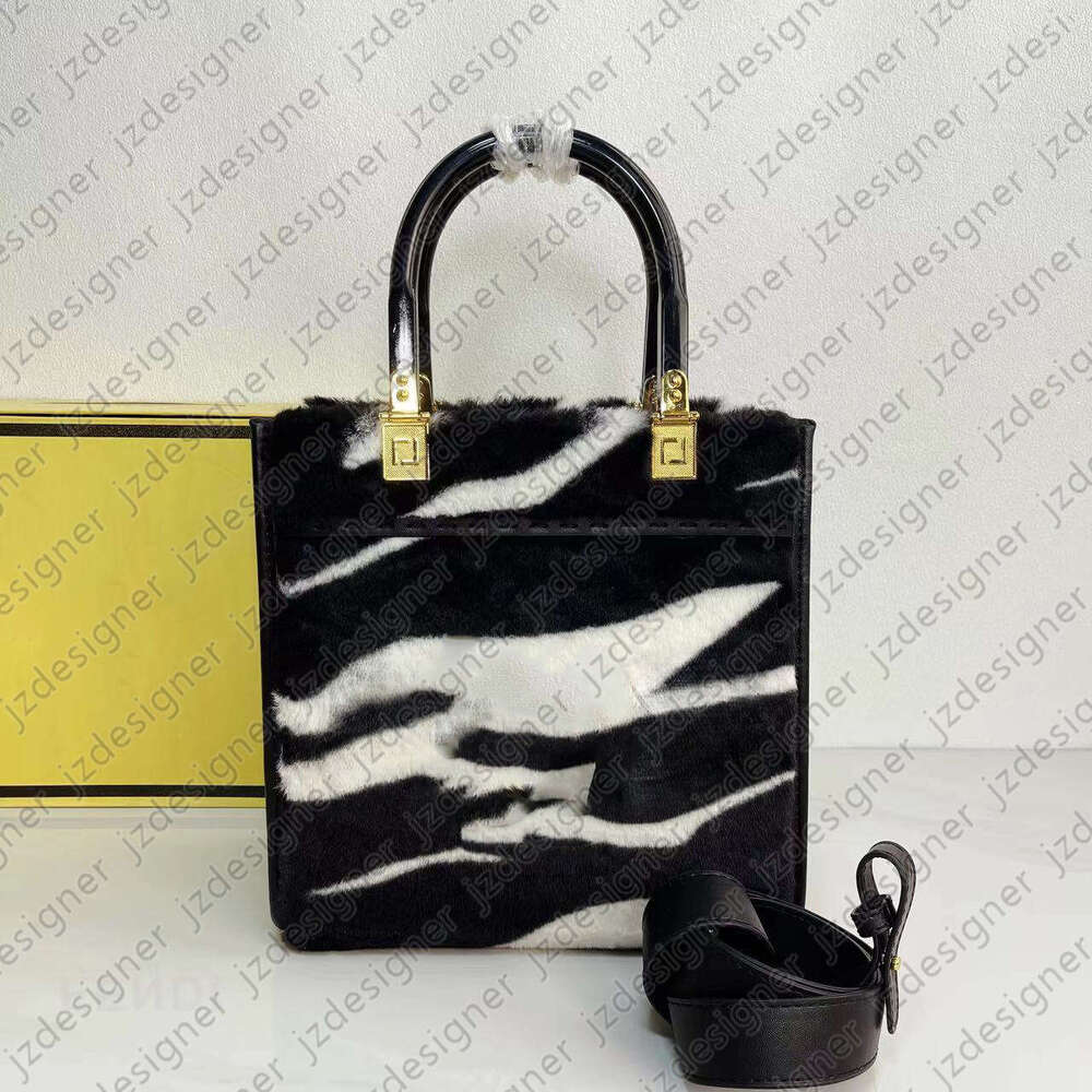 Luxury Shopper Tote Bag Designer Bag Mink Fur Shopping Bag Carrier Bag Fashion Handbags Shoulder Bag Purses Sling Bag Travel Crossbody Bag Pochette Hobo Bag