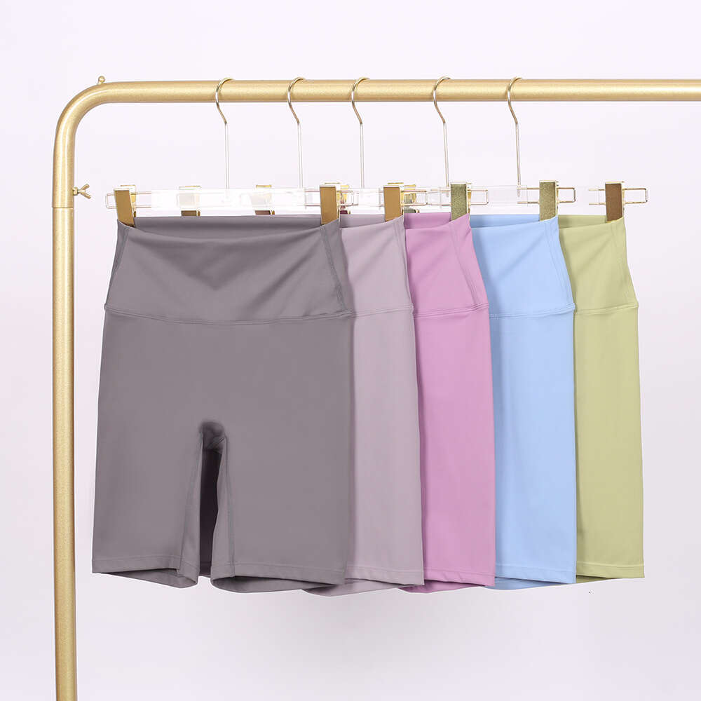 Hot Yoga Shorts Wom… - image