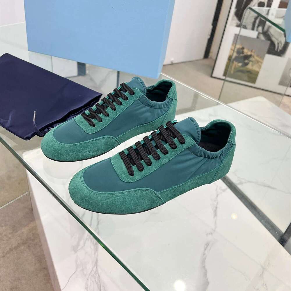 Women Size35-41 Natural Cow Suede Sneakers Solid Colors Sports Leisure Flats Round Toe Designer Shoes atillas De Mujer