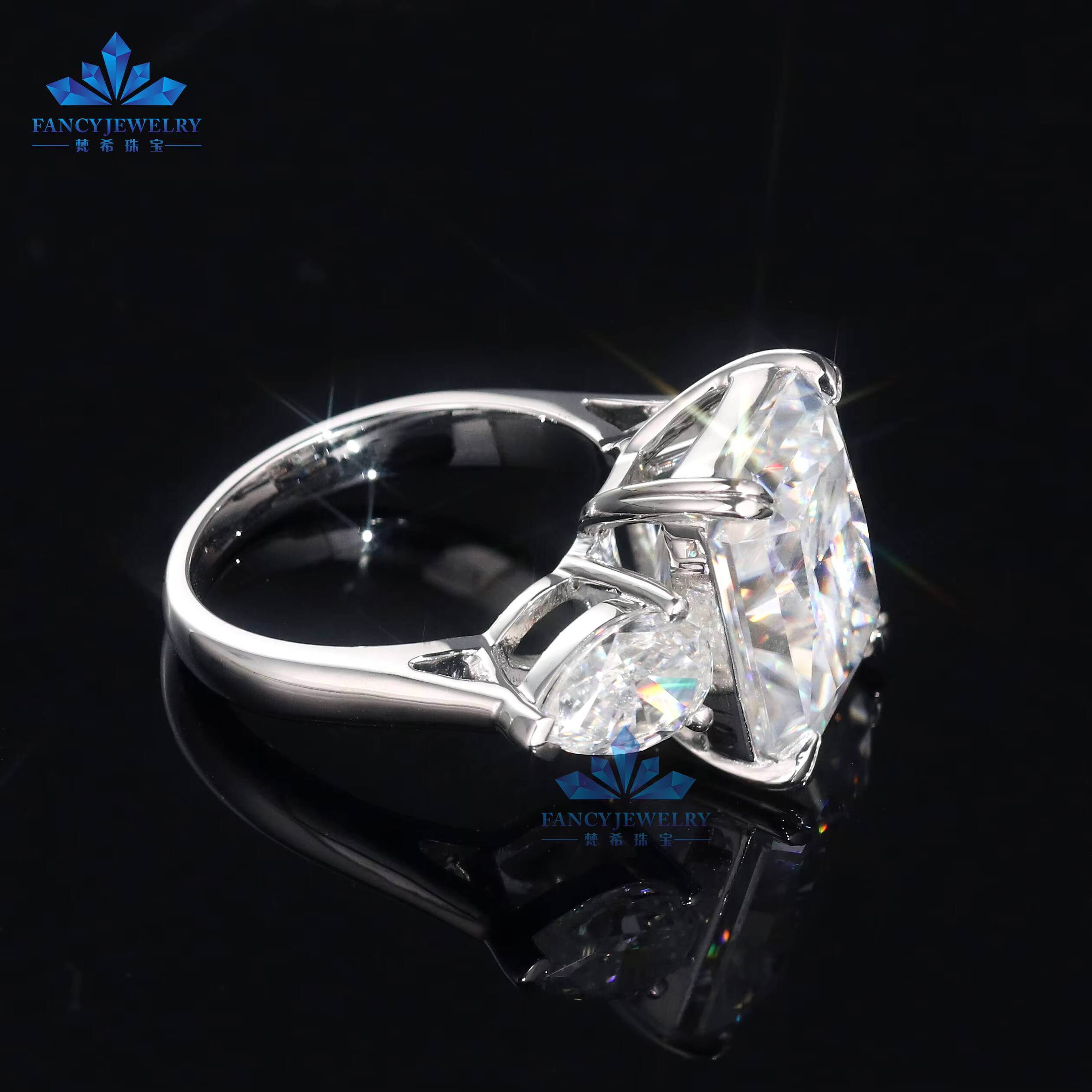 Custom High Quality Big Size 18K Solid Gold 8CT 10x12MM Ice Crushed Radiant Cut Moissanite Ring Women Engagement