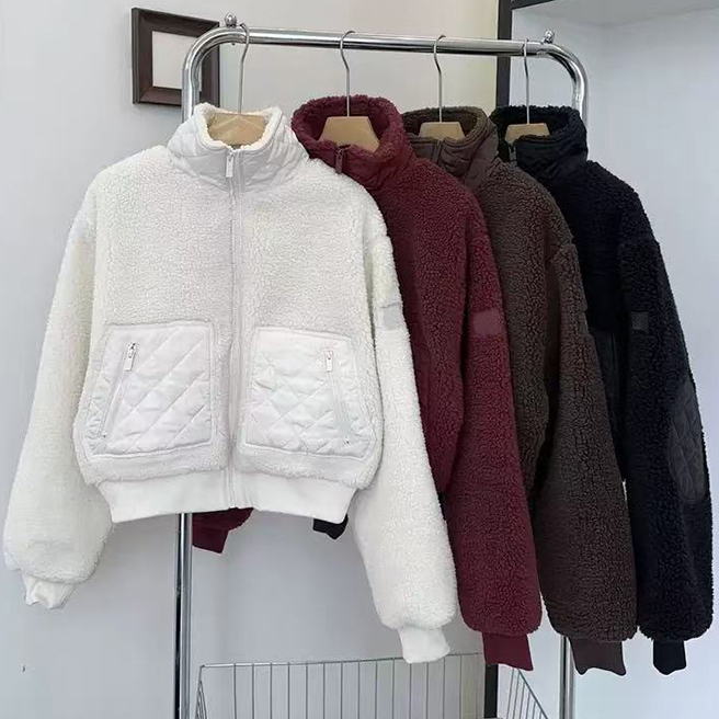 Women's Winter Lamb Wool Jacket Stand Collar Zipper Thickened Warm Outerwear Cotton-padded Loose Casual Designer Coat Soft Hooded Lambhair jackets for Cold Weather