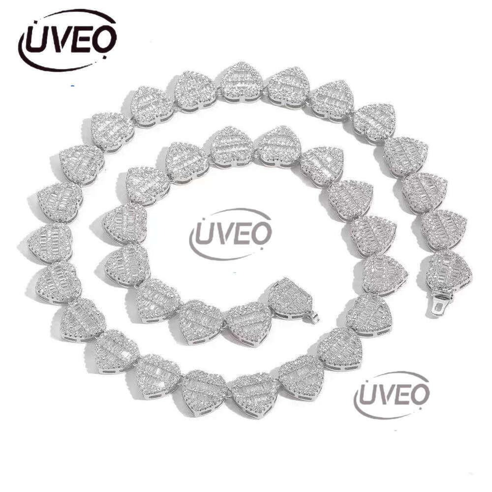 Women Heart-shaped Necklace Fine Jewelry Fashion Sier Iced Out Dia Vvs Moissanite Hip Hop Cuban Chain