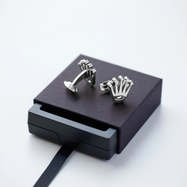 Rox Men French cufflinks Elegant Mens Wedding big Cuff links Top Designer Jewelry Metal letters Charm Gold Cufflinks Business Shirt Tie Accessories for Formal Wear