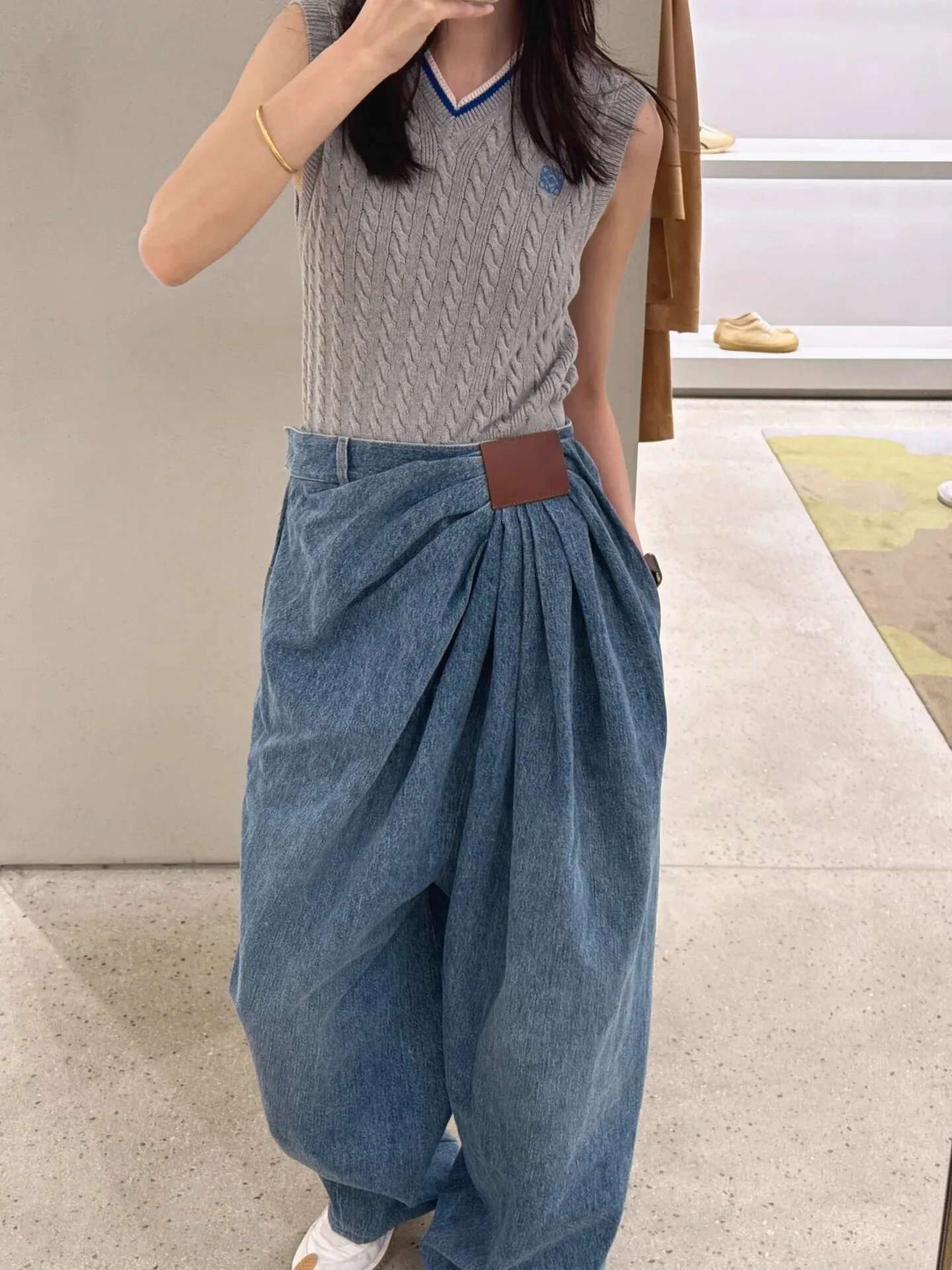 American Wide Leg Denim For Women In Spring And Autumn, Fashionable Pleated Design, Loose Or Length Pants
