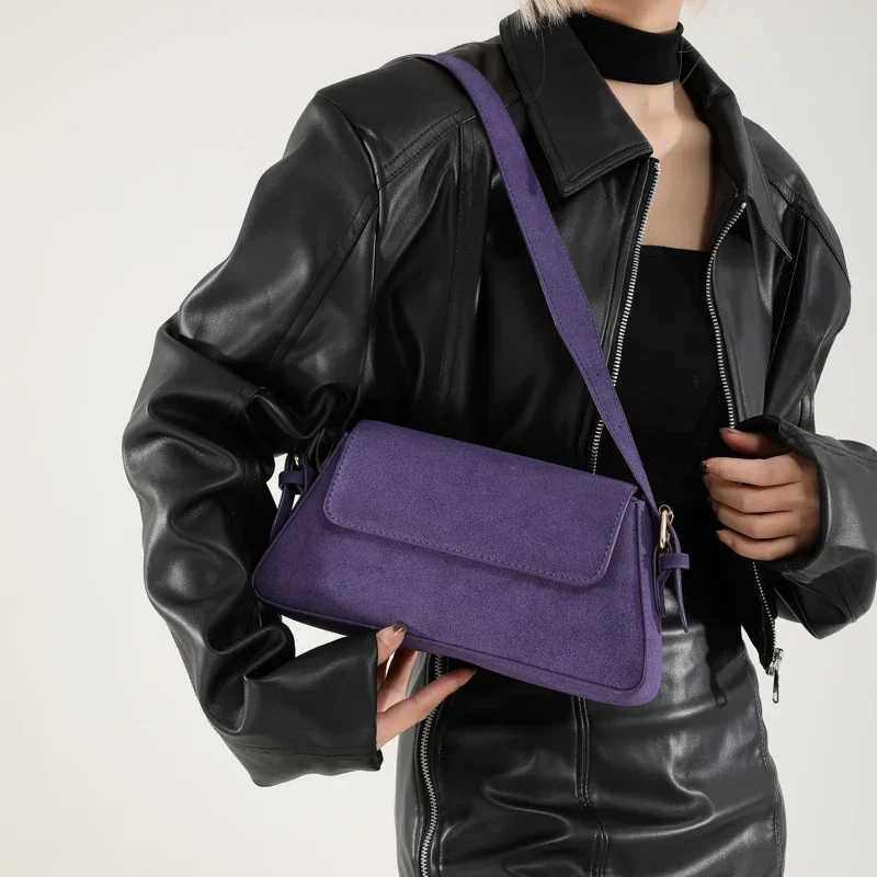 Luxury Purple Single Shoder Bags For Wen Solid Color PU Leather 2024 Trend Handbags Small Purse Lady Designer Zipper Cluch Y251120