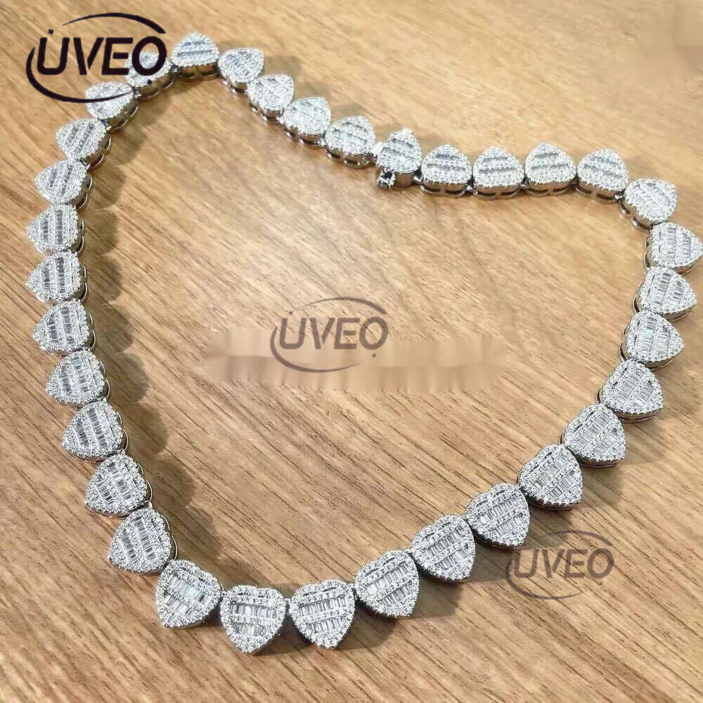 Women Heart-shaped Necklace Fine Jewelry Fashion Sier Iced Out Dia Vvs Moissanite Hip Hop Cuban Chain