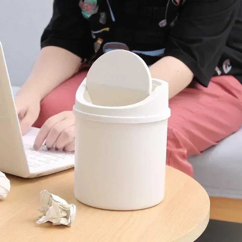 NEW 1Pcs Mini Desktop Bin Trash Can Garbage Can Clean Workspace Trash Can Tube with Cover Bedroom Box Home Desk C251120