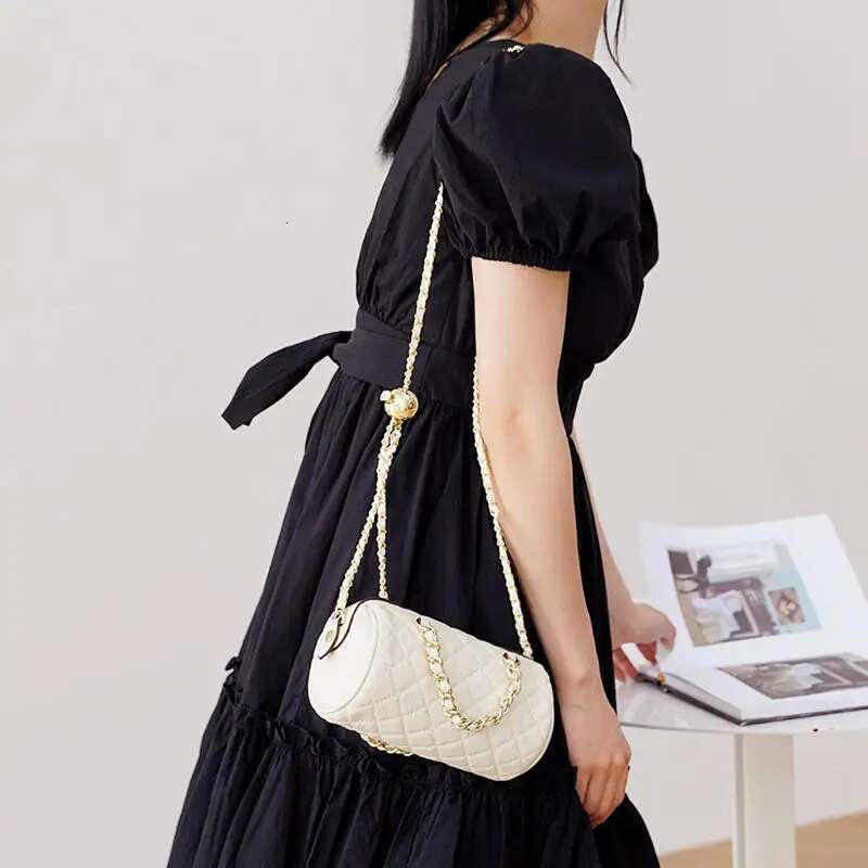 WOONAM Women Fashion Handbag Genuine Calf Leather Quilited Stich Check Barrel Chain Shoulder Crossbody Bag