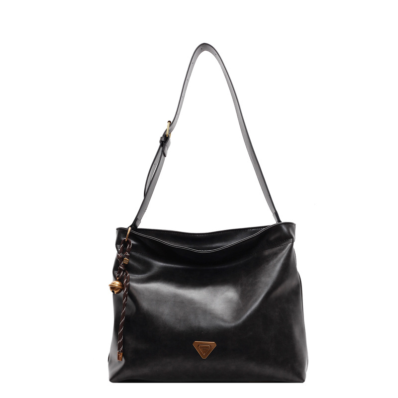 Large-capacity commuter underarm bag for women 2025 style versatile commuter crossbody bag simple and fashionable tote bag