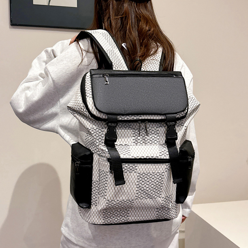 Free Shipping Personality Clamshell New Travel Backpack Large Capacity Out Sports Backpack Business Leisure Travel Backpack 2025