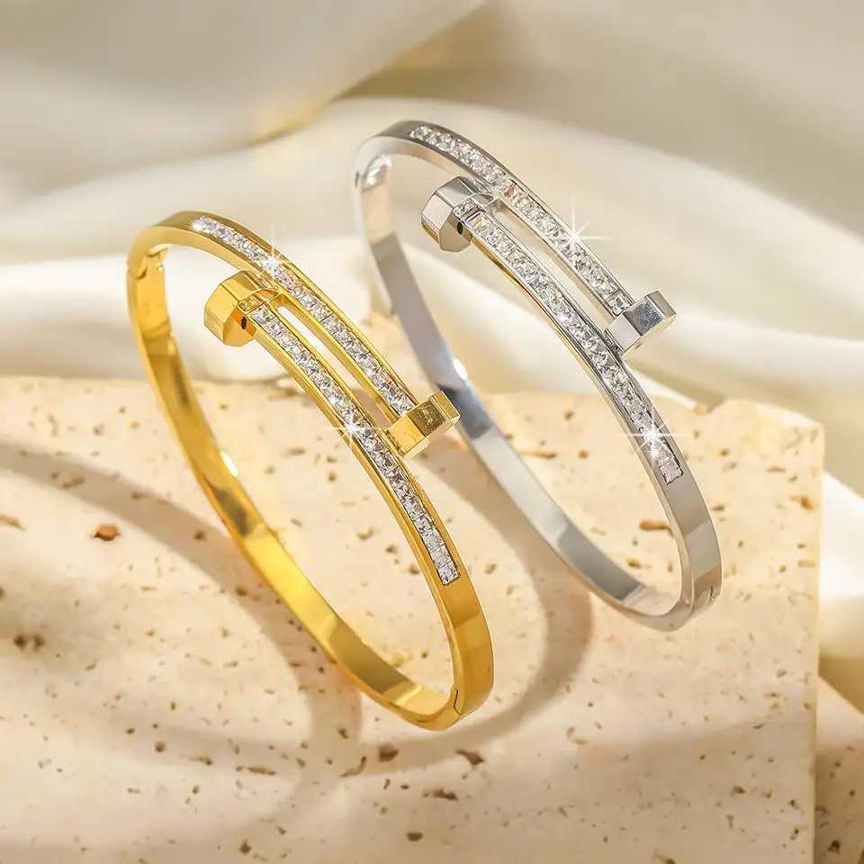 ULLZ Simple 316 Nail Lamp Luxury Titanium Steel Jewelry Womens High Quality Bracelet Multi functional Non fading Handmade Jewelry Y250420