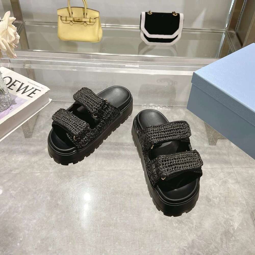 Women Size35-41 Weaving Slippers Flat Platform Summer Slides Leisure Flats Solid Colors Designer Shoes atillas De Mujer