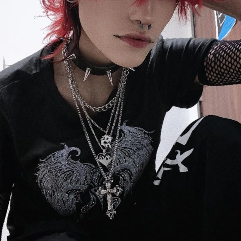 Womens Y2K clothing star top womens Tshirt Harajuku retro fashion Gothic short sleeved crop sexy 250410