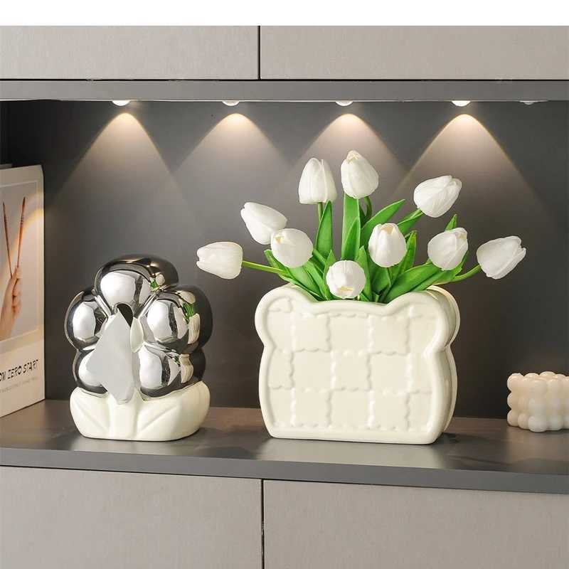 Flower Shaped Tissue Box Ceramic Modern Light Luxury Household Dispenser Dining Table Decoration Art C251120