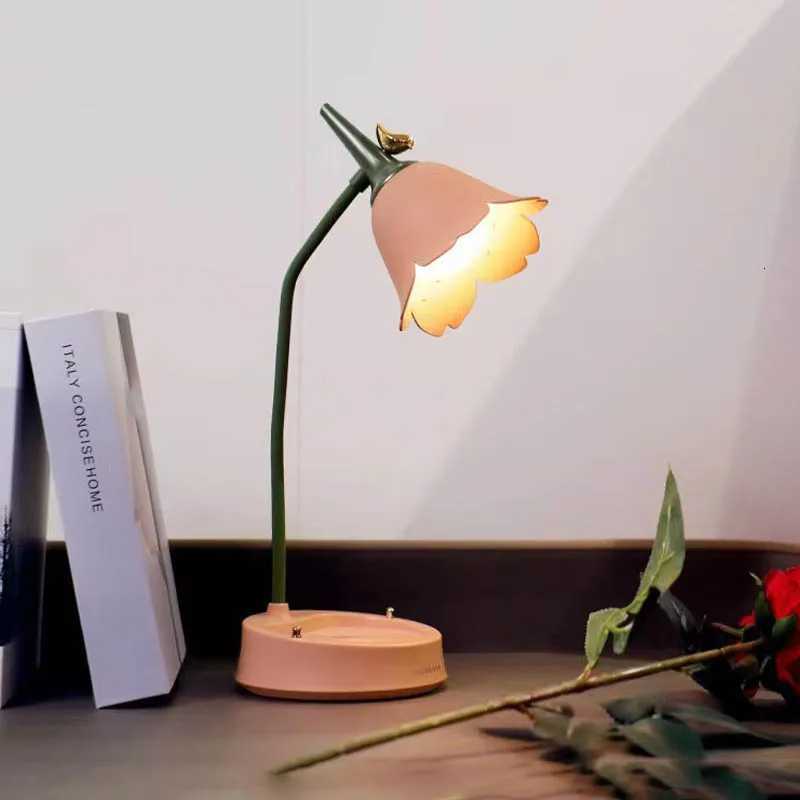 Flower LED Desk Lamp Student Bedroom Room Lighting Touch Reading Lamp Eye Protection Multi-function Lamp Table Light M251120