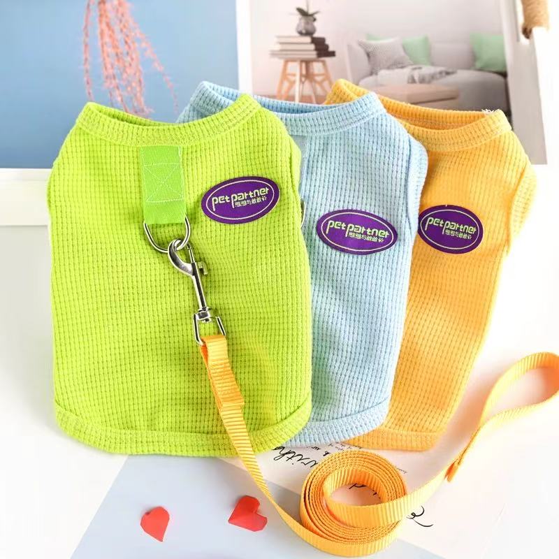 T0026Pet dog clothes deer dog teddy bear panda vest anti-hair loss belt traction rope