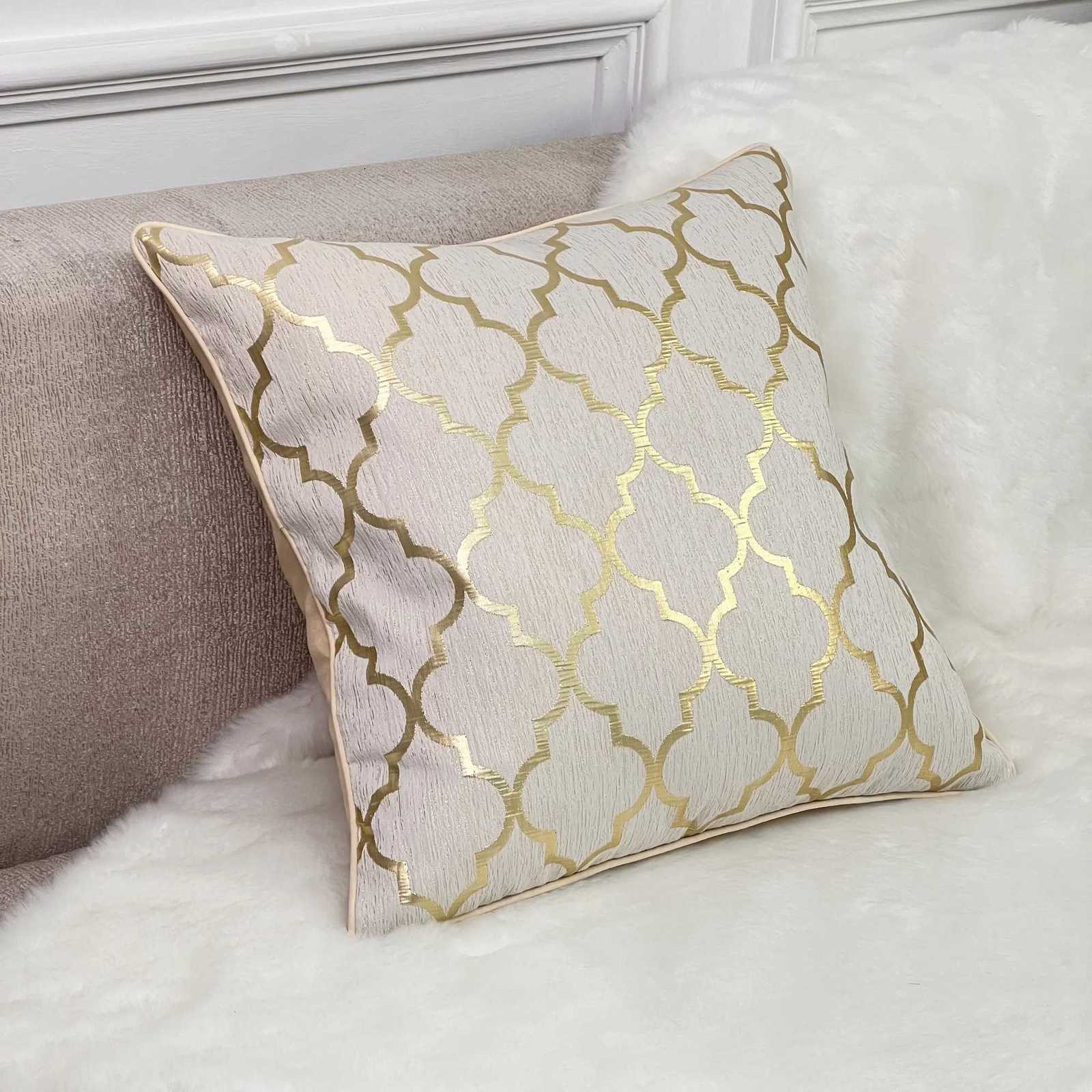 Pillow Case Simple and Luxury Gold Thread Jacquard Cushion Cover Beige Throw Cover Holiday Party Hotel Sofawithout core C251120