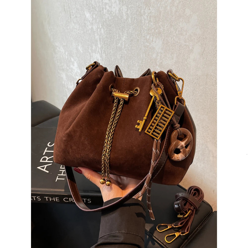 Women Vintage One Shoulder Bag Frosted Solid Drawstring Soft All-Match Bucket Bags High-Grade Versatile Commute Crossbody Packs 251119