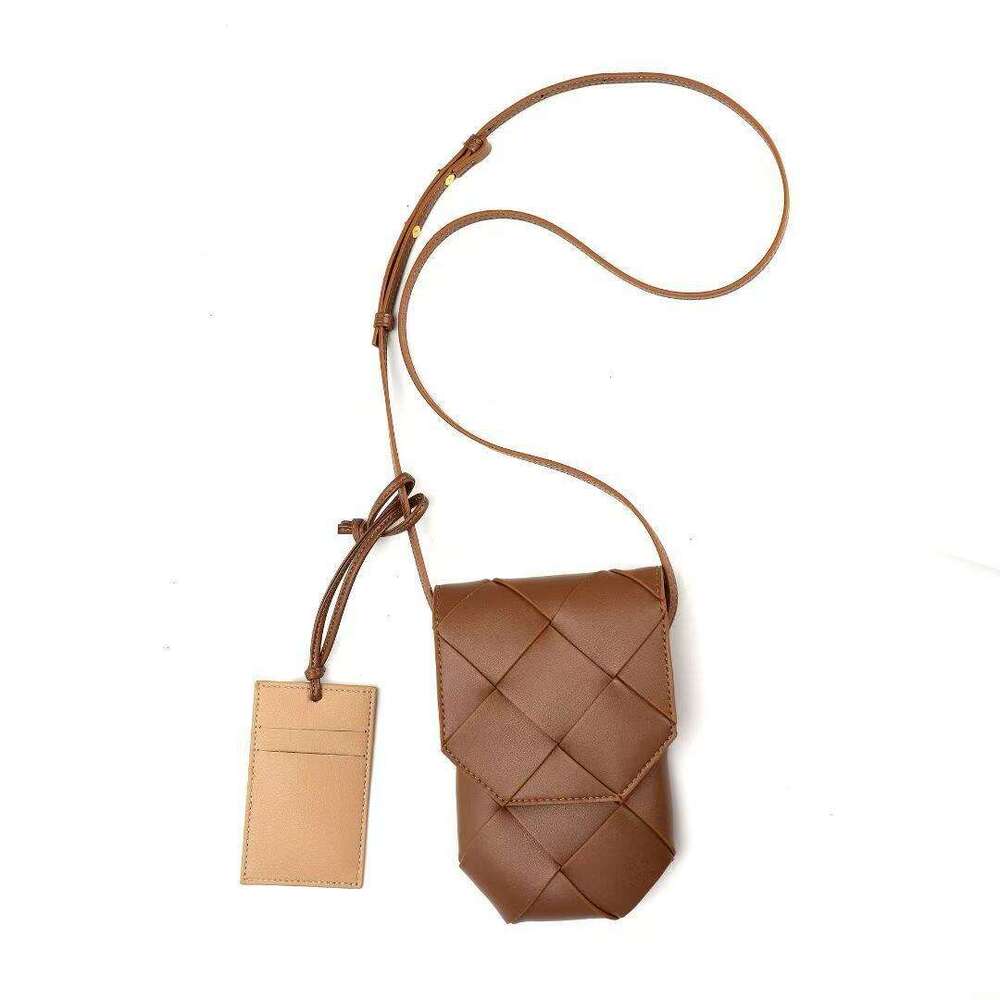 High Quality Cowhide Phone New Trend Hand Woven Single Shoulder Diagonal Span Small Bag Knot