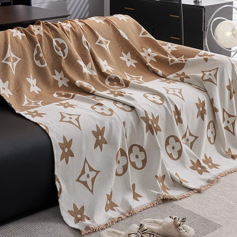 Classic old flower Printing Sofa Towel Non Slip Washable Living Room Universal Sofa Cover Cover Four Seasons Applicable Stain Resistant Easy Care - view 3
