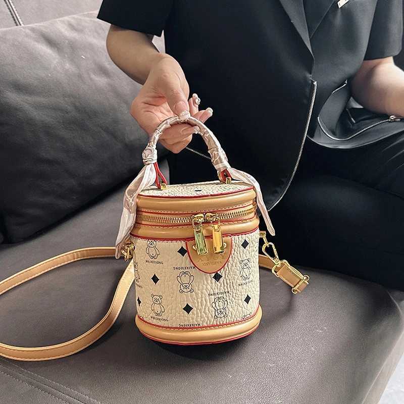 2025 Autumn New Fi Easi for Mah Wens Bag Fortune Casual Cylindrical Bag Shoder Bag Crossbody Bag Handbag Y251120