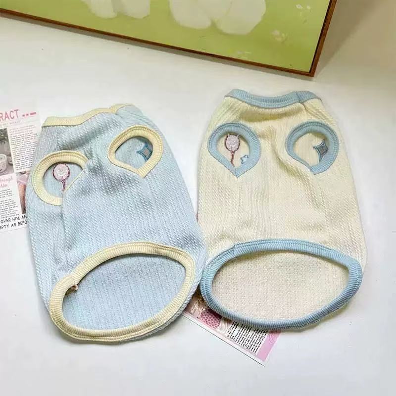 T0020summer new dog clothes are simple, beautiful and fashionable
