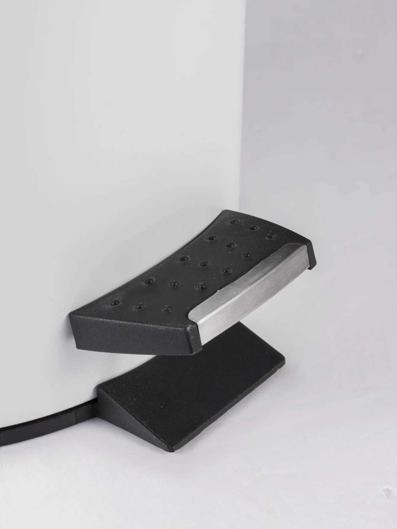 Room White Round Metal Trash Can with Bamboo lid and Pedal 5L Garbage Container Bin with Removable Inner Wastebasket Bathroom C251120