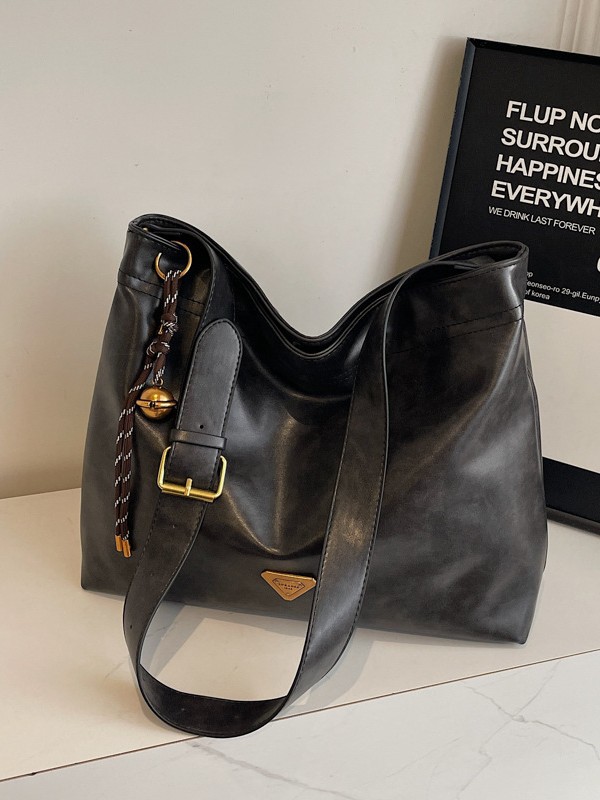 Large-capacity commuter underarm bag for women 2025 style versatile commuter crossbody bag simple and fashionable tote bag