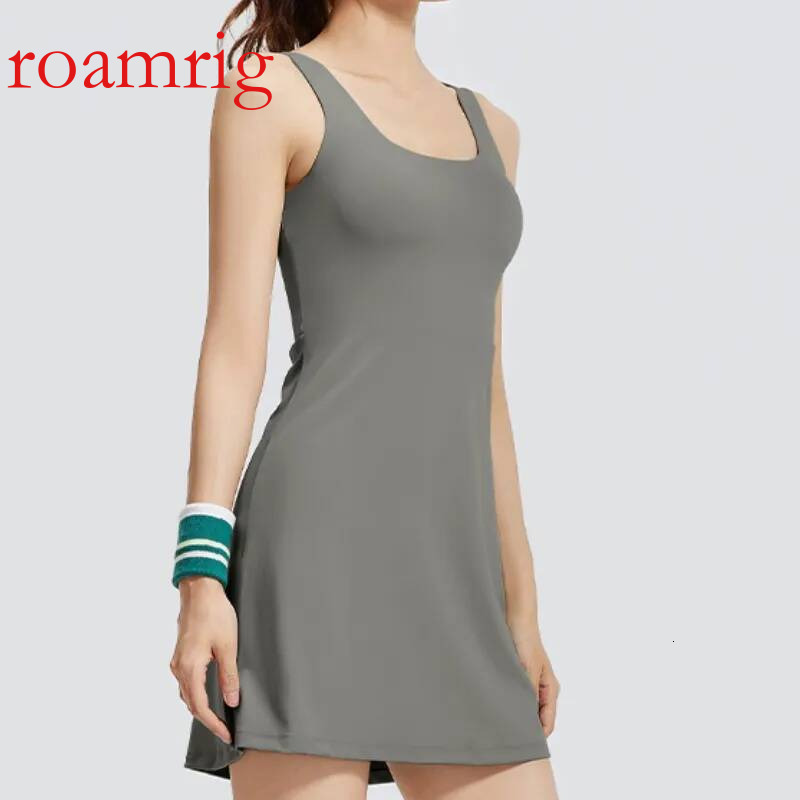 Women Summer Wide Shoulder Strap U-shaped Beautiful Back Yoga Dress Sports Tennis Skirt With Built-in Bra Pads Anti-wardrobe Malfunction
