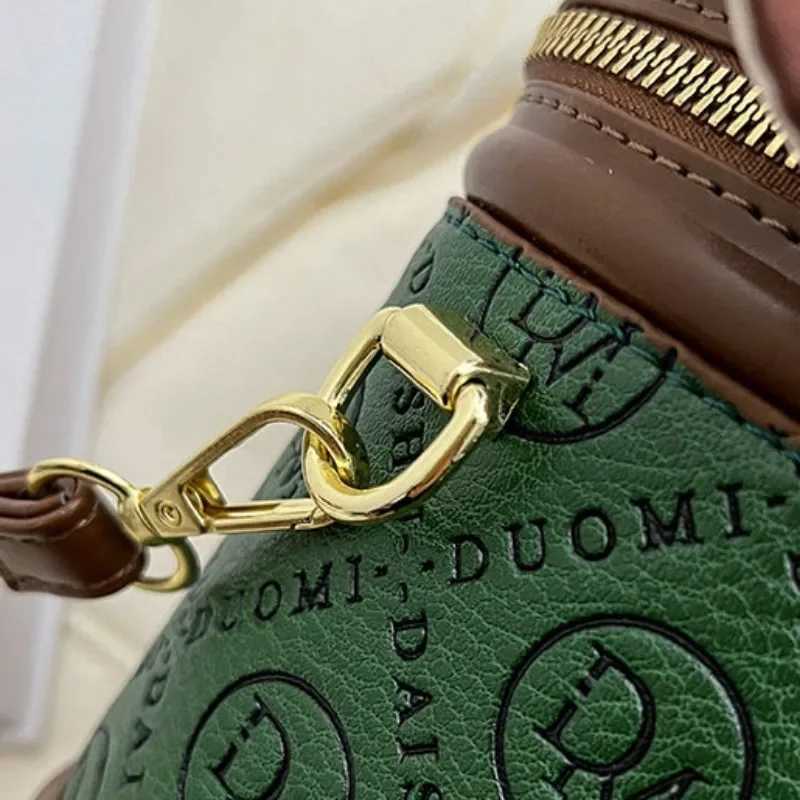 New High Quality Small Bag Wen Autumn Winter Niche Design Crossbody Bag Popar Wens Portable Bucket Bags with Ribbs Y251120