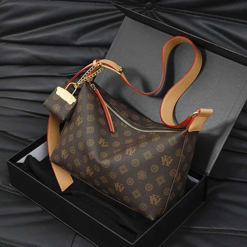 Classic Designer Crossbody Bag For Wen Elegant Leather Shoder Handbag Luxury Tote Purse Ladies Stylish Messenger Bag Y251120