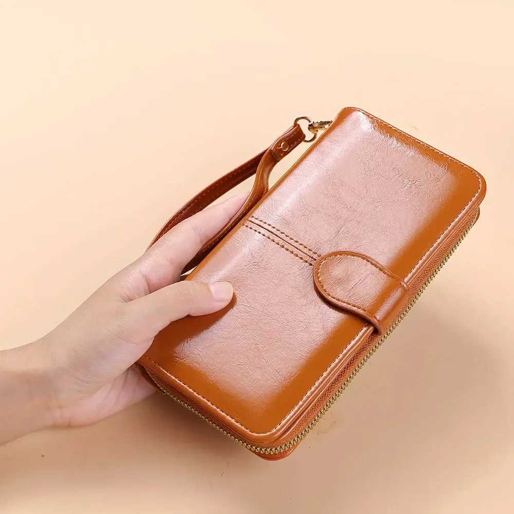 Womens Vintage Oil Wax PU Leather Clutch Wallet Female Large Capacity Phone Purse Ladies Wristband Simple Card Holder Pouch BagW251120