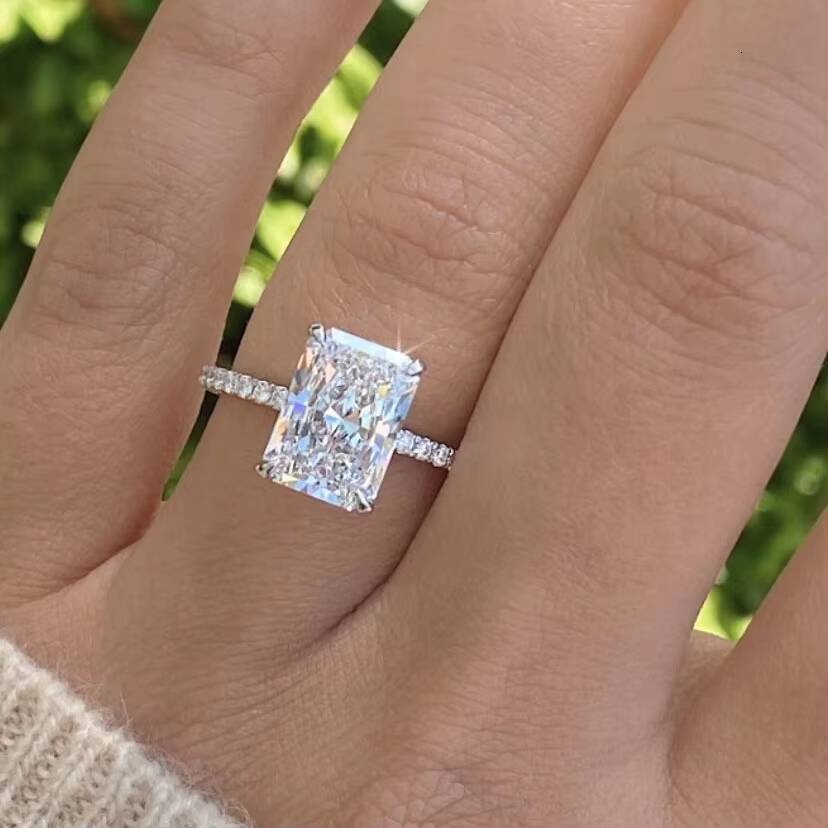 NEW Wholesale Price Luxury 14K 18K Real Gold 30 CT Radiant Cut Moissanite Four Claw Prong 14k White Gold Engagement Ring